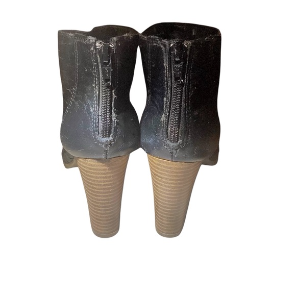 Report Open Toe… - Picture 3 of 5